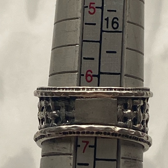 Silpada Vintage-Inspired Silver CZ Wide Band Ring  size 6 - Picture 7 of 7